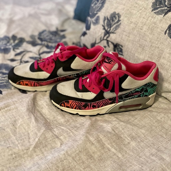 Nike Air Max Size 7 Youth - Picture 2 of 5